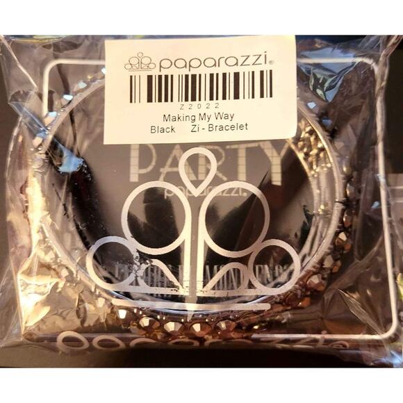 RARE PAPARAZZI ZI BRACELET Making My Way Gun Metal With Hematite Rhinestones NWT - Picture 6 of 6